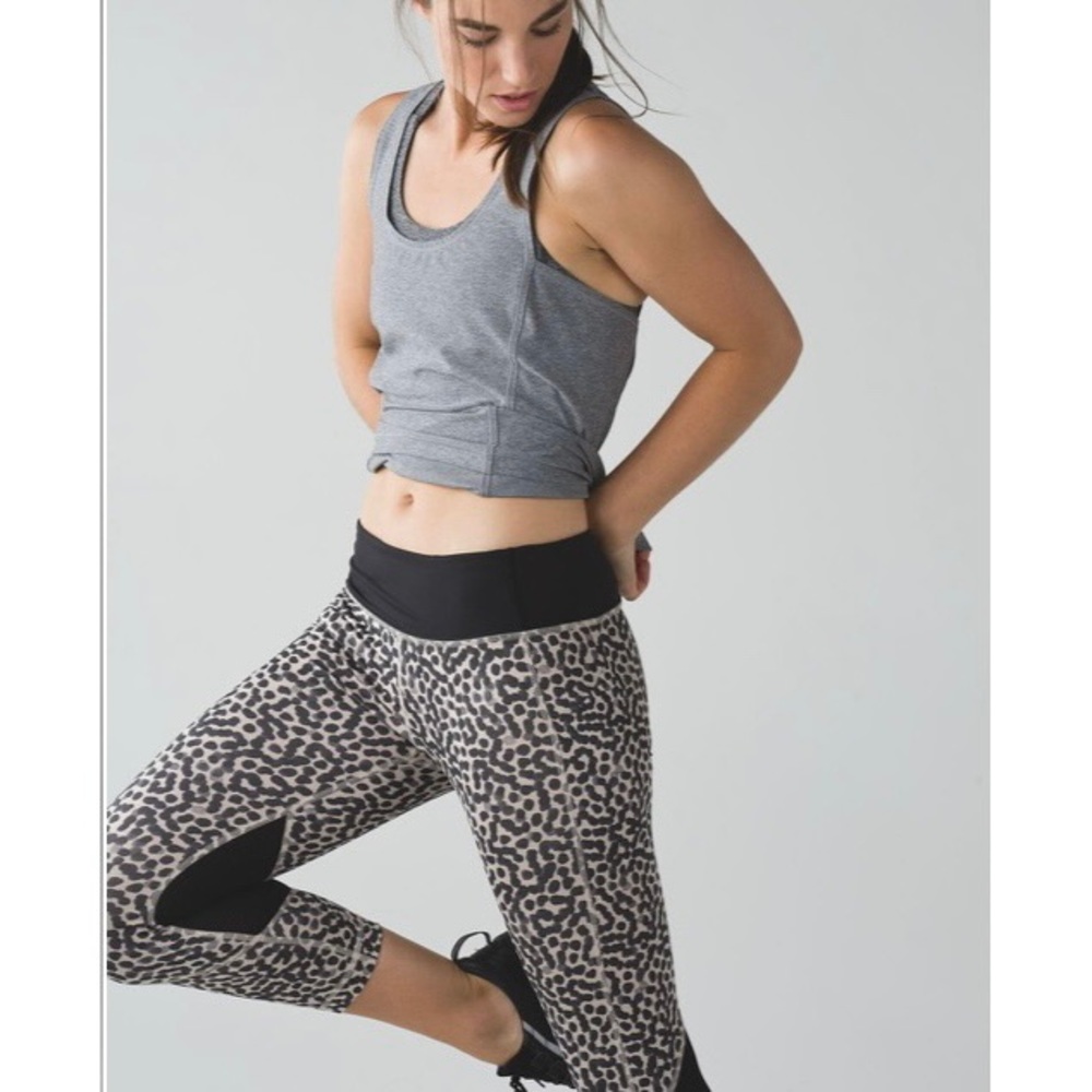 LULULEMON Pace rival crop Ace spot grain black sz 4 leggings